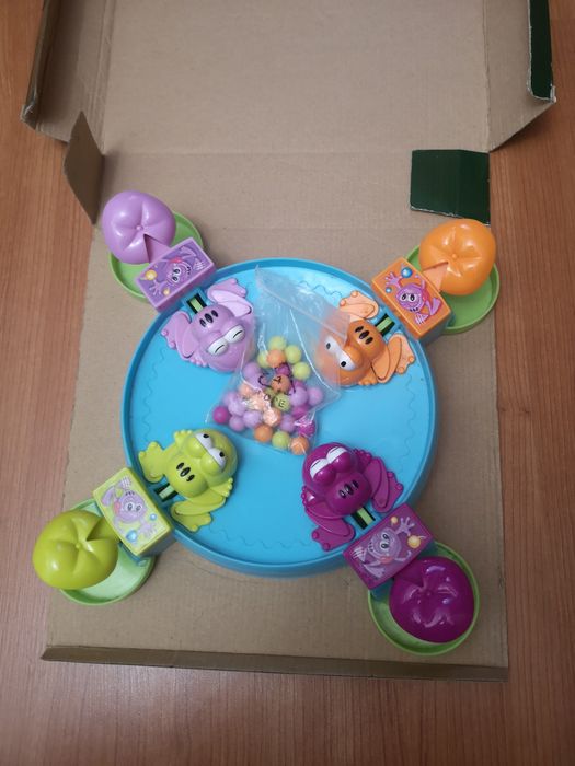 Jogo divertido FROGS