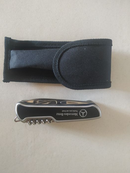 Mercedes Benz scyzoryk