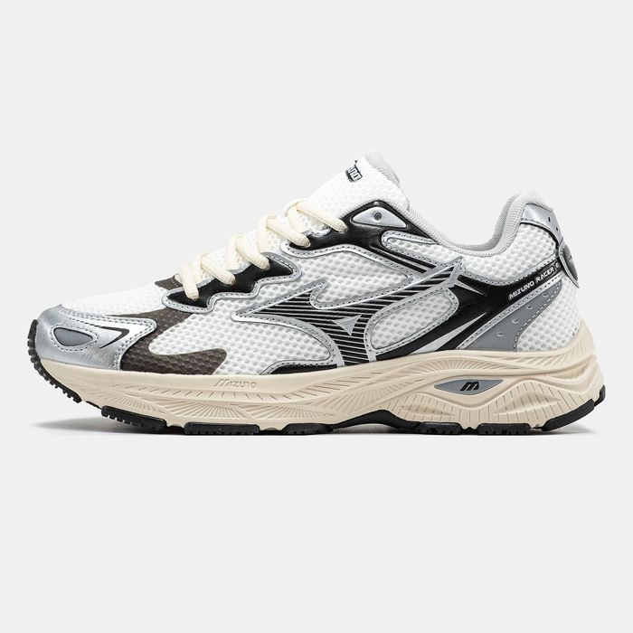 3 кольори Mizuno Racer S