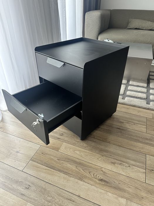 Komoda na kółkach ikea Trotten czarny kontener pod biurko
