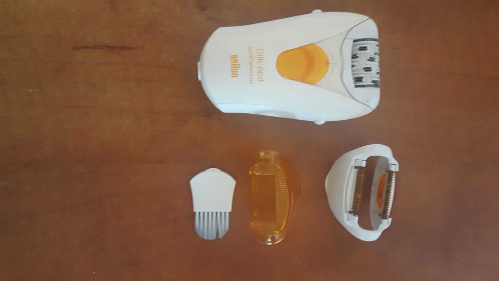 Braun golarka elektryczna + zasilacz