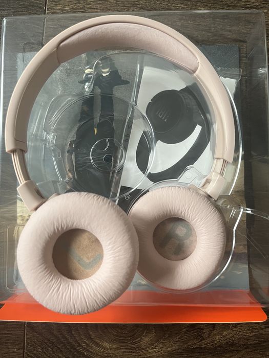 Słuchawki JBL Tune 600BTNC