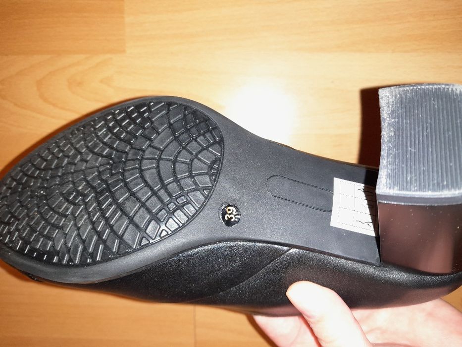 Buty rozmiar 39 nowe