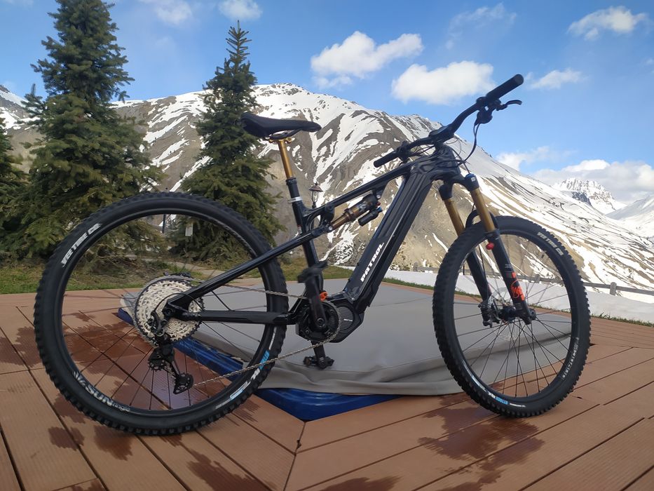 Patrol Mountain enduro MTB Shimano Steps 8 Kashima karbon