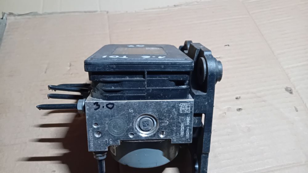 VW Golf VII Pompa ABS ESP  .