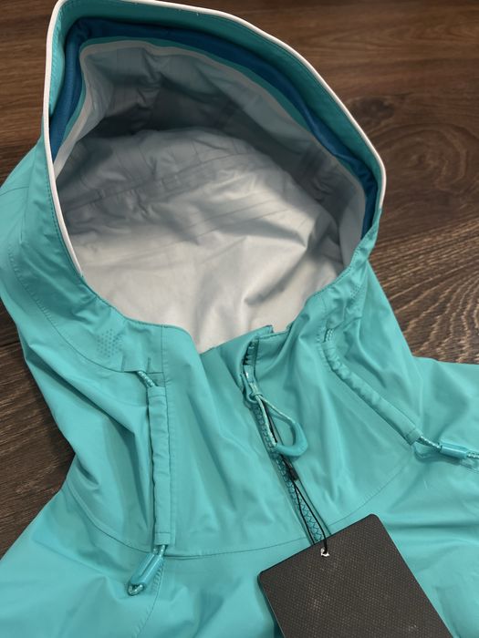 жіноча мембранна куртка jack wolfskin трекінг нова оригінальна турист