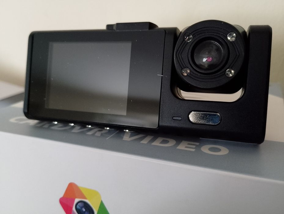 ВІДЕОРЕЄСТРАТОР (3 КАМЕРИ) ІЧ-нічне бачення, ips екран. Ціна знижена!