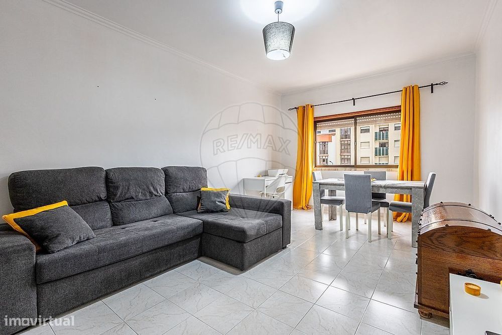 Apartamento T2 para venda — Cacém E São Marcos, Lisboa
