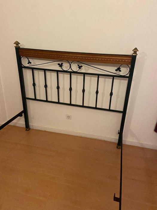 Cama de ferro em óptimo estado