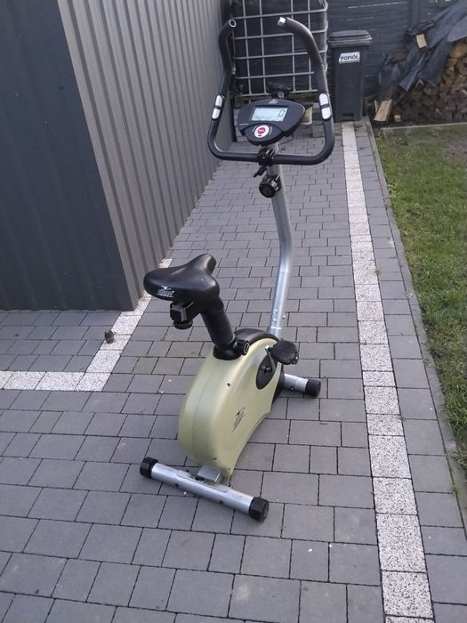 Sprzedam rower stacjonarny magnetyczny.Ladny