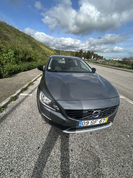 Volvo V60 D4 Cross Country excelente estado