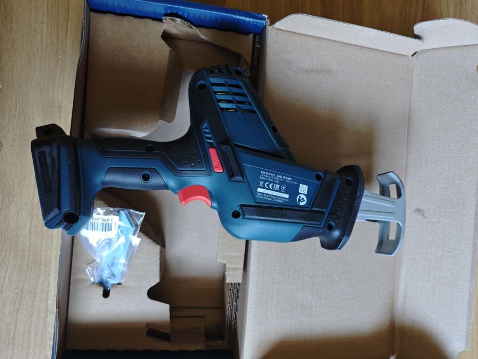 Piła szablasta akumulatorowa 18V 21 mm GSA 18V-LI C BOSCH Professional