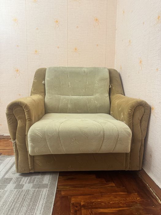 Продам крісло-кровать в гарному стані