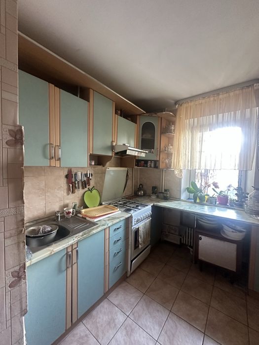 Здам кімнату для  дівчат