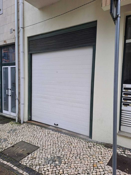 Garagem para 1 carro centro de Viseu, ao lado do parque da cidade