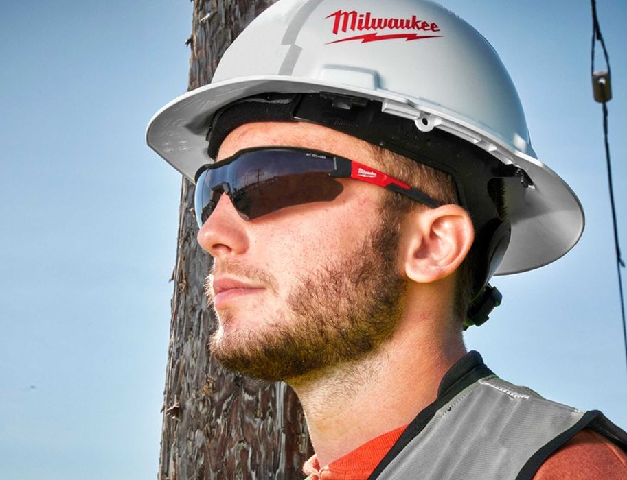 Окуляри захисні Milwaukee з покриттям AS/AF