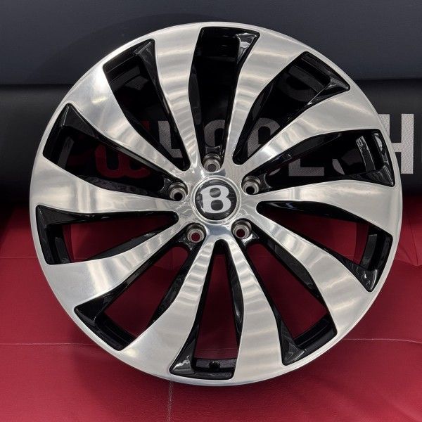 Ковані диски Bentley 2026 Bentayga 22 розмір (2+2)