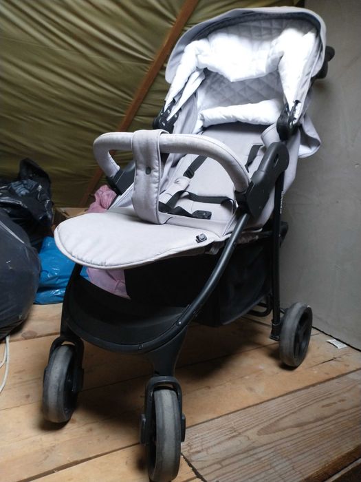 Sprzedam 2 wózki dla chłopca