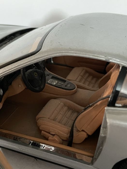 Ferrari 550 maranello escala 1/18