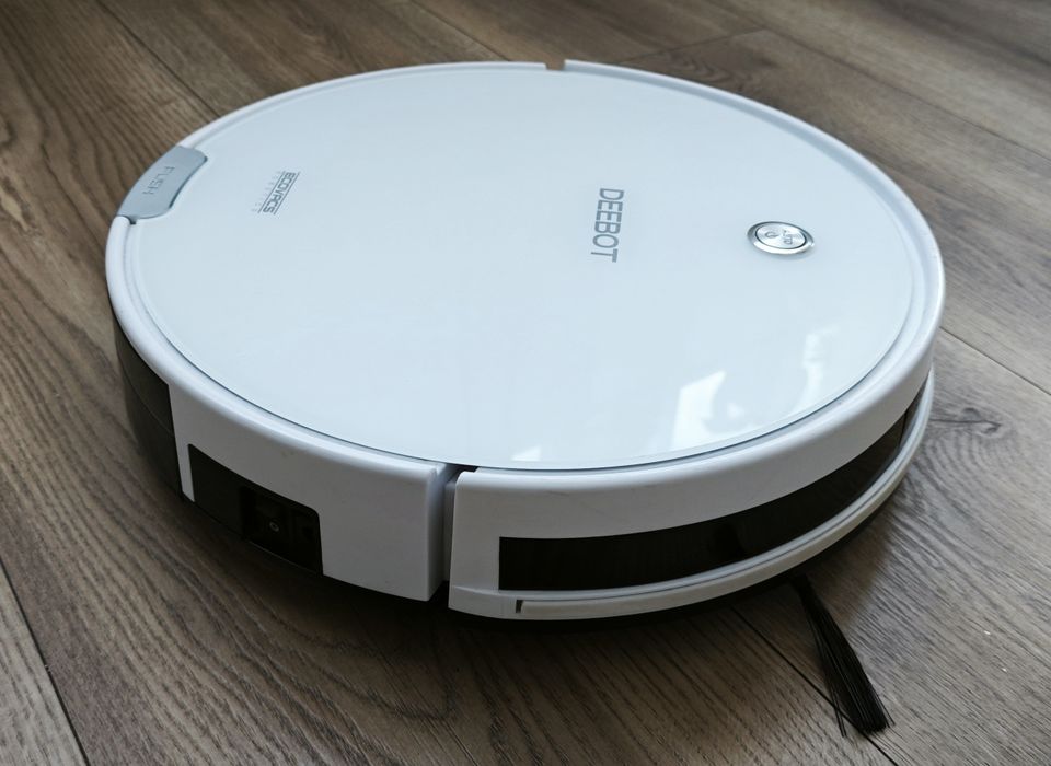 Robot Sprzątający Deebot Ecovacs m82 + Pilot