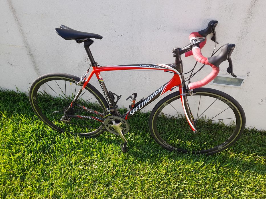 Specialized Tarmac Carbono (Tamanho 56/L) – Shimano Ultegra/105 – Rodas Vision