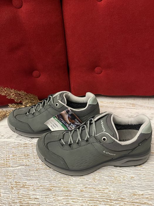 Lowa,Gore-Tex,оригінал,із натурального нубука,розмір 39.Читаємо оголош