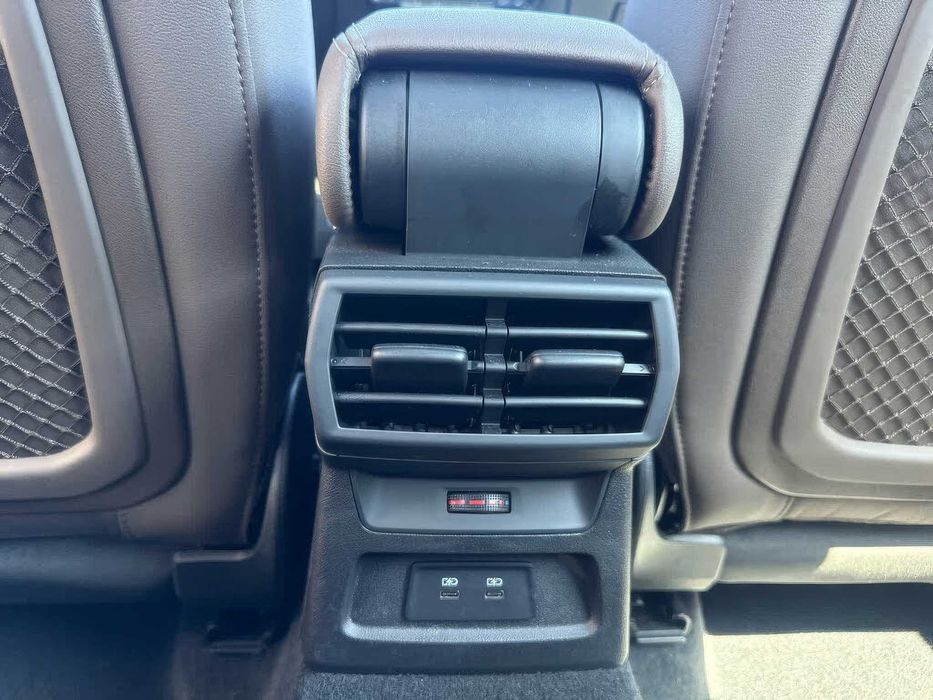 Audi A3      2024