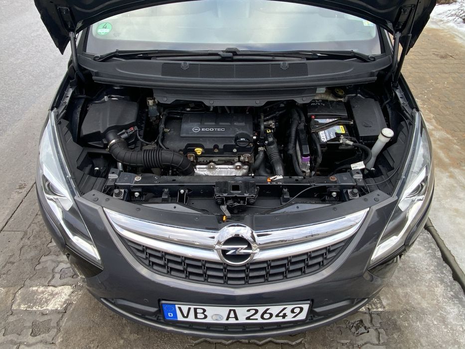 Opel Zafira 2013r 1.4t 140km benzyna+lpg gaz sekwencja z Niemiec