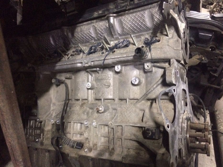 Двигатель BMW520 (M52)E-39,46