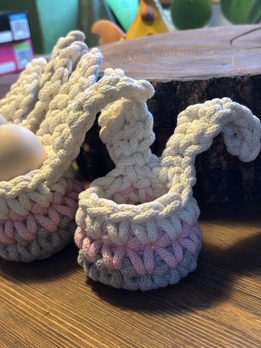 Zajączki wielkanocne- osłonki na jajka - komplet 4 sztuki