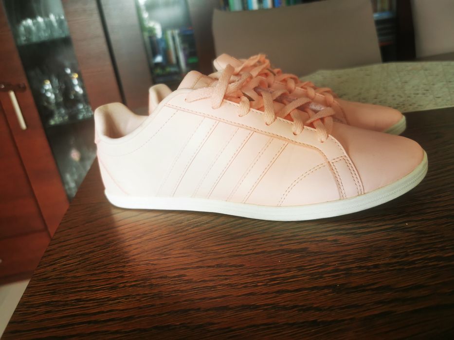 Obuwie sportowe adidas r. 38