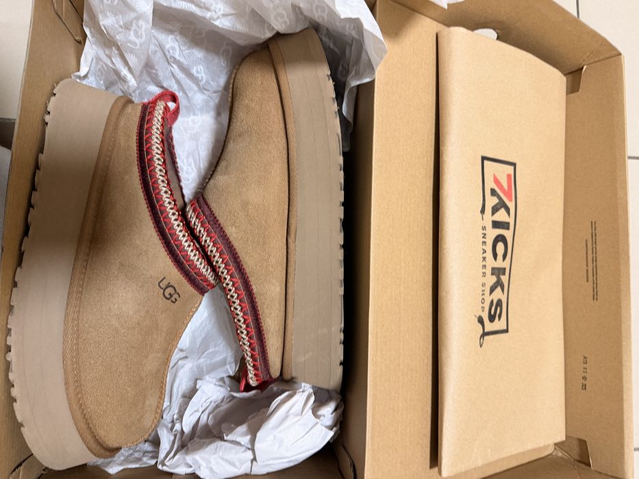 Ugg tazz II na platformie r. 38