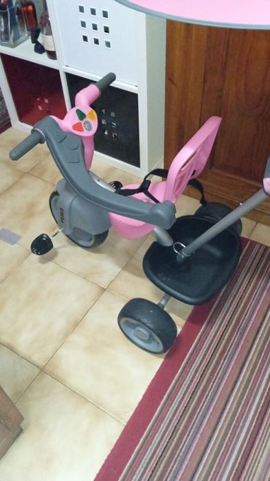 Feber Triciclo Baby Plus Music Pink