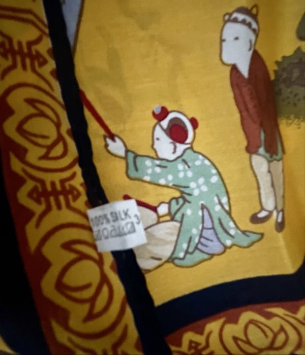 Nowa elegancka apaszka, 100% jedwab, motyw orientalny. Idealna na prezent!