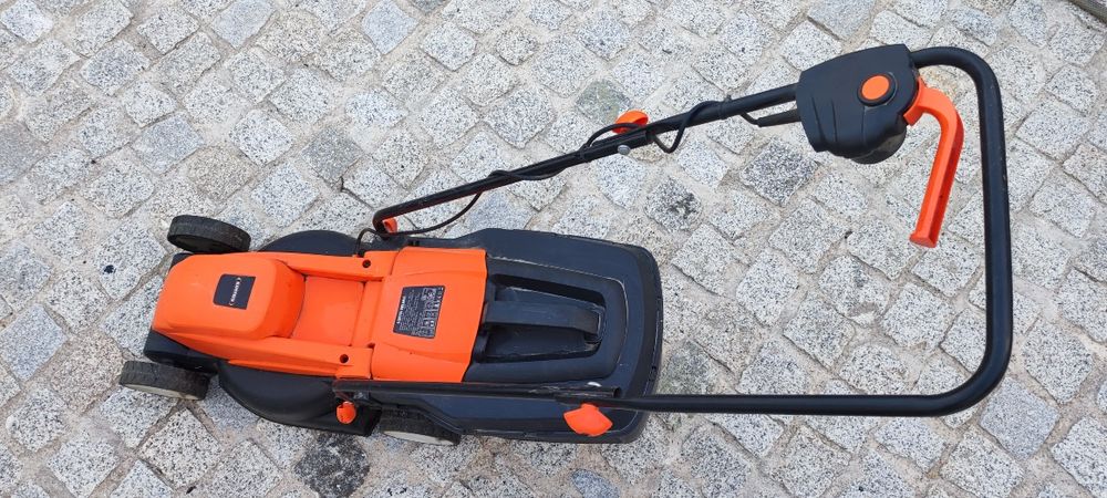 Corta-relva Elétrico Kinstorm 1100W (Excelente Estado)