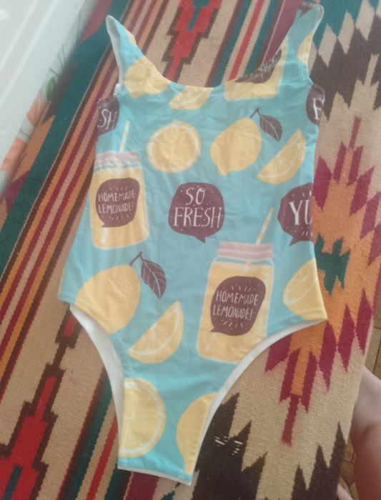 Продам купальник