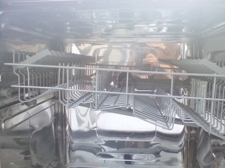 Máquina de lavar louça AEG