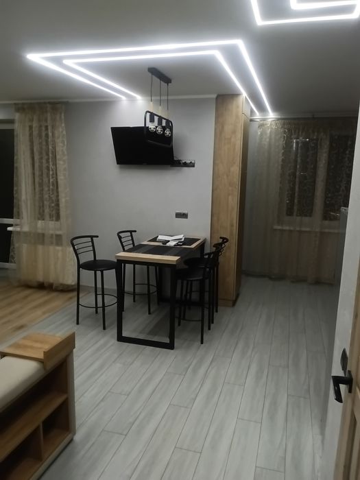 Здаю в оренду 2 кімн, квартиру жк "тріумф"