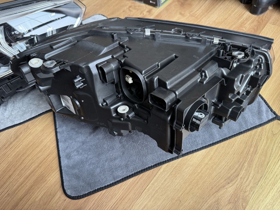 BMW Adaptive LED lampa lewa X3 X4 G01 G02