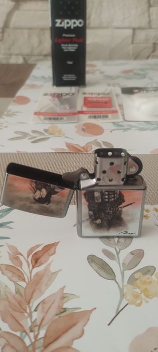 Zapalniczka Zippo Luis Royo Samuraj