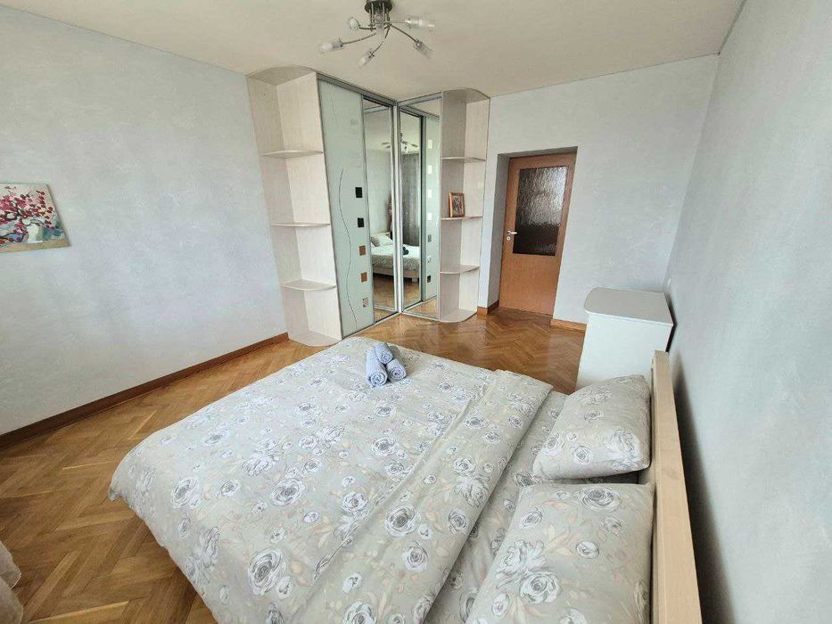 3к Метро Печерская Алмазова Центр Квартира подобово Зараз діє знижка