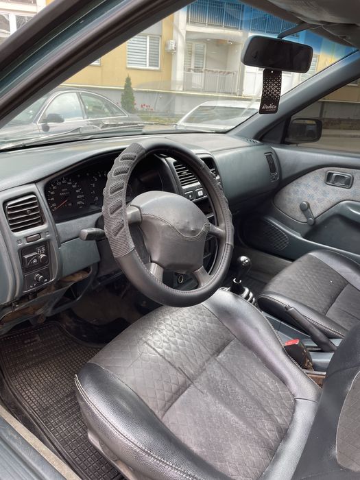 Nissan Almera 1996