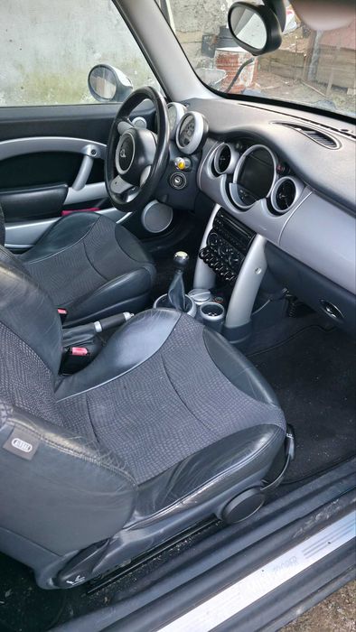 Продам MINI Cooper