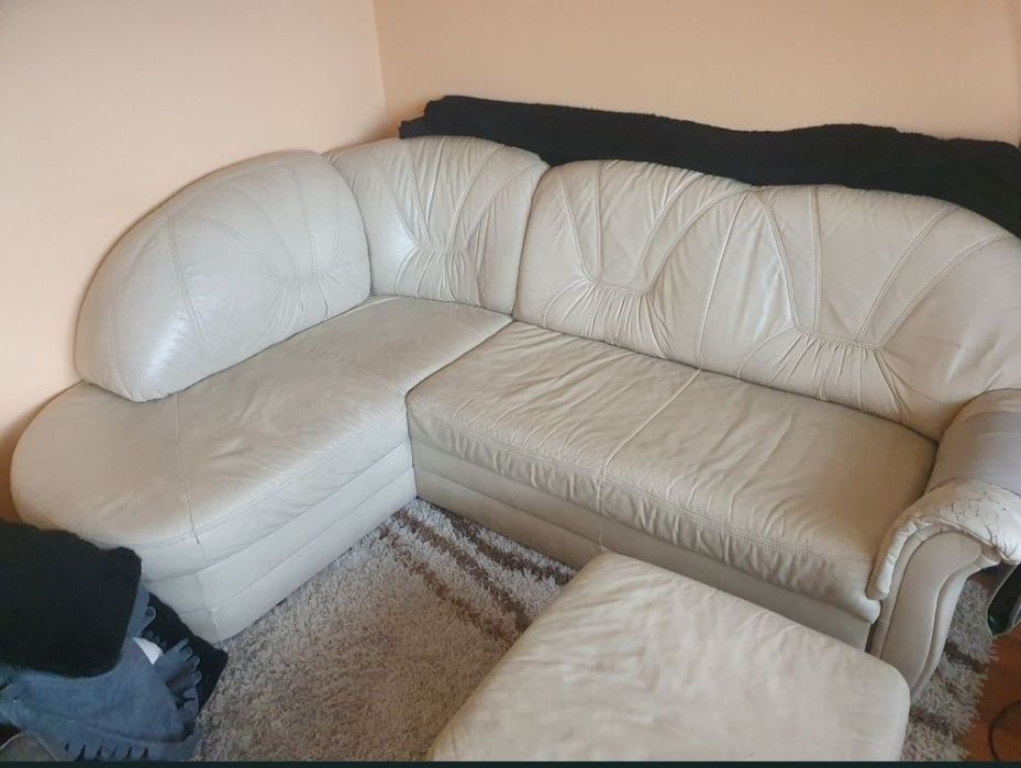 Sofa skora ecru uzywana funkcja spania