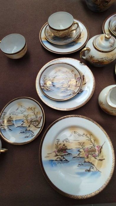 Serviço de Chá Oriental em Porcelana – 21 Peças