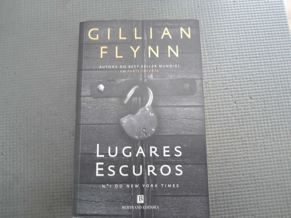Lugares Escuros por Gillian Flynn