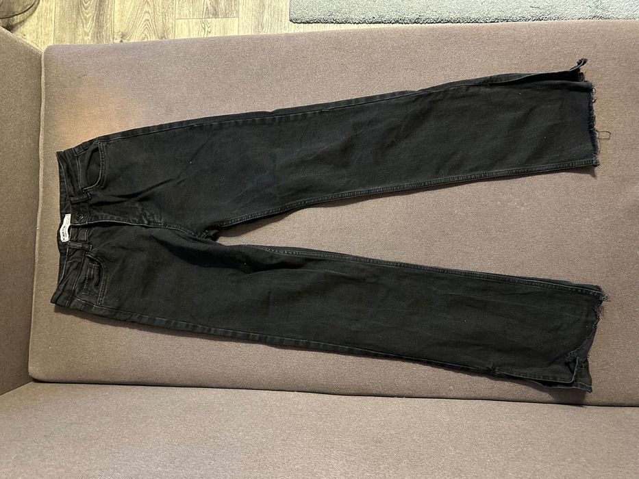 Джинси чорні з розрізами по боках