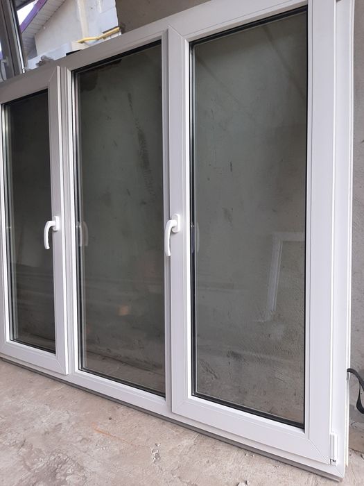 Продається склопакет 1.80#1.47 rehau