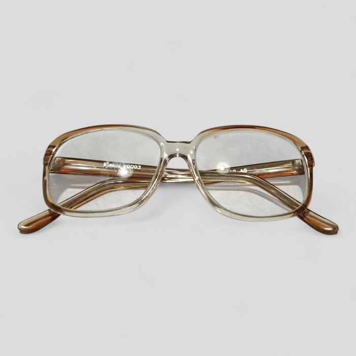 Очки для зрения, стекло