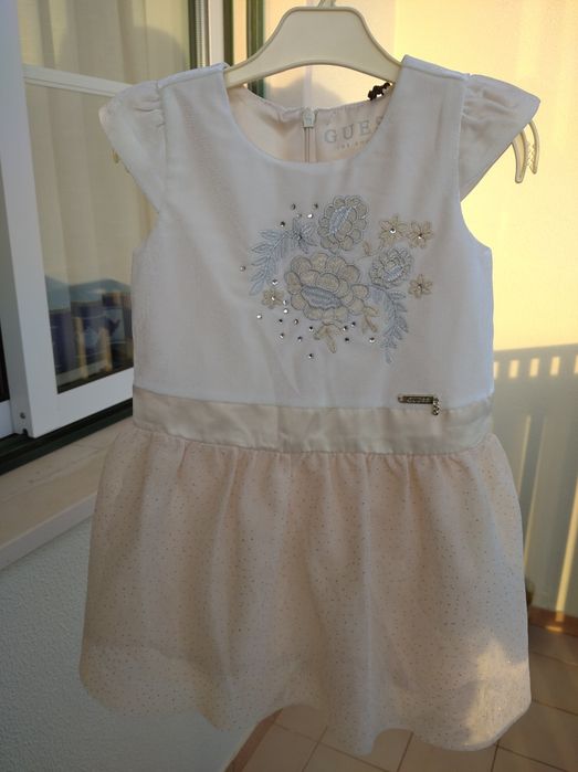 Vestido novo da Guess tamanho 2 anos